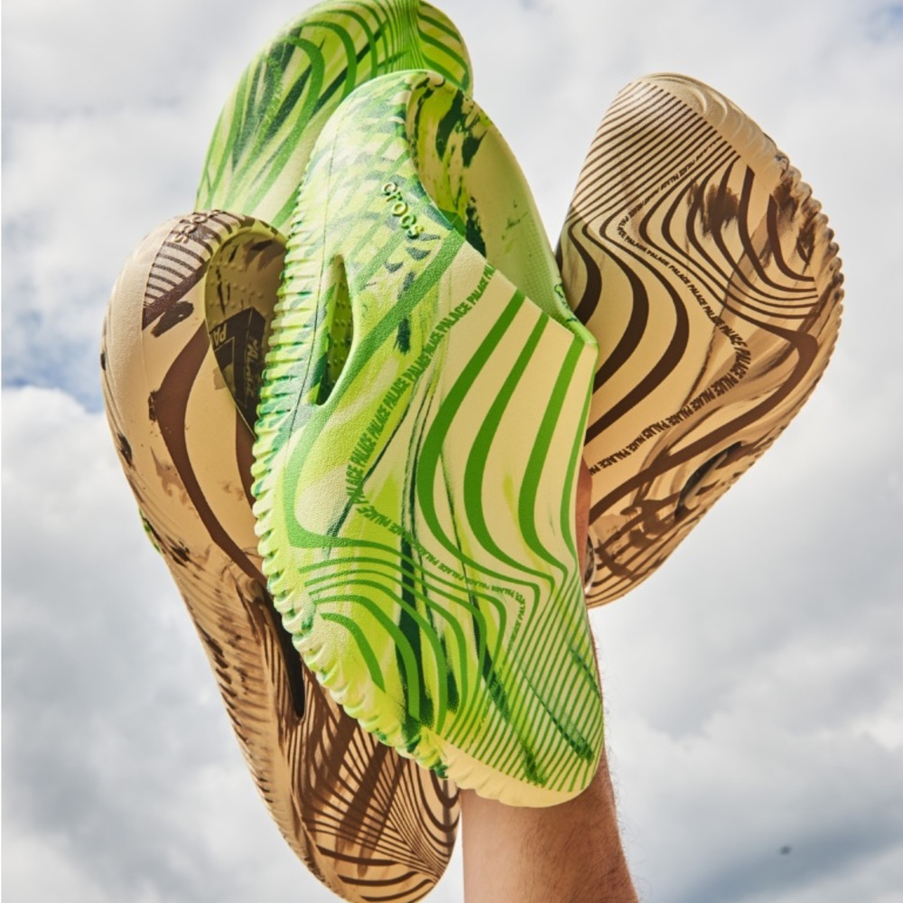 ✨ SOLD ✨ NEW Palace x Crocs Recovery Clog Celery Multi - LIMITED DROP m 6 w 8 - Picture 3 of 6